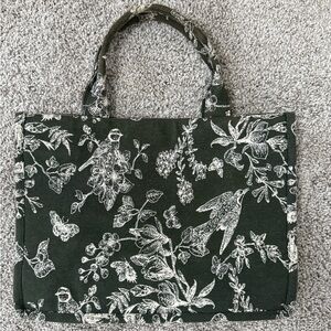 Floral Patterned Green Tote Bag